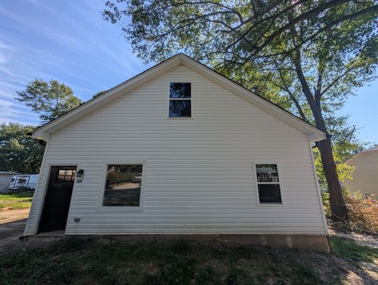 Hart St listing photo