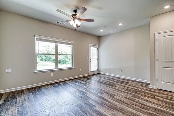 Bayrose Cir listing photo
