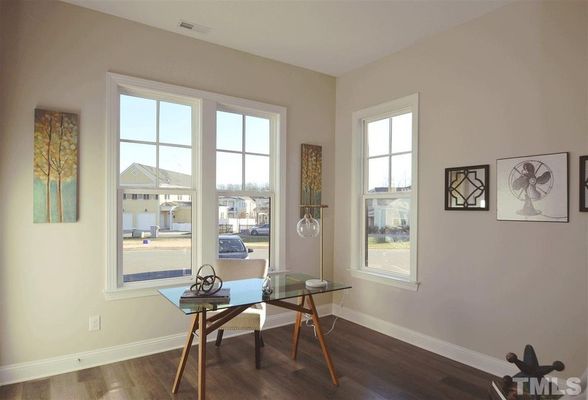 Philip's Square listing photo