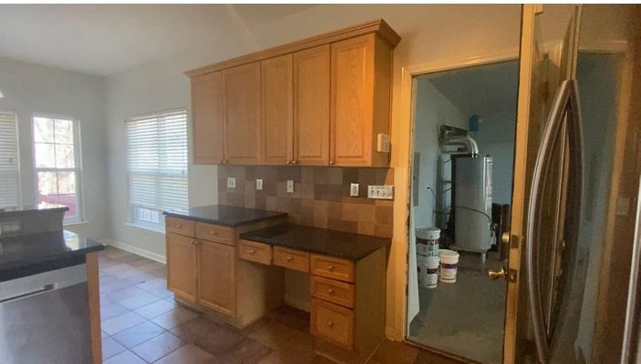 Hampton Pl Dr, Charlotte, NC listing photo