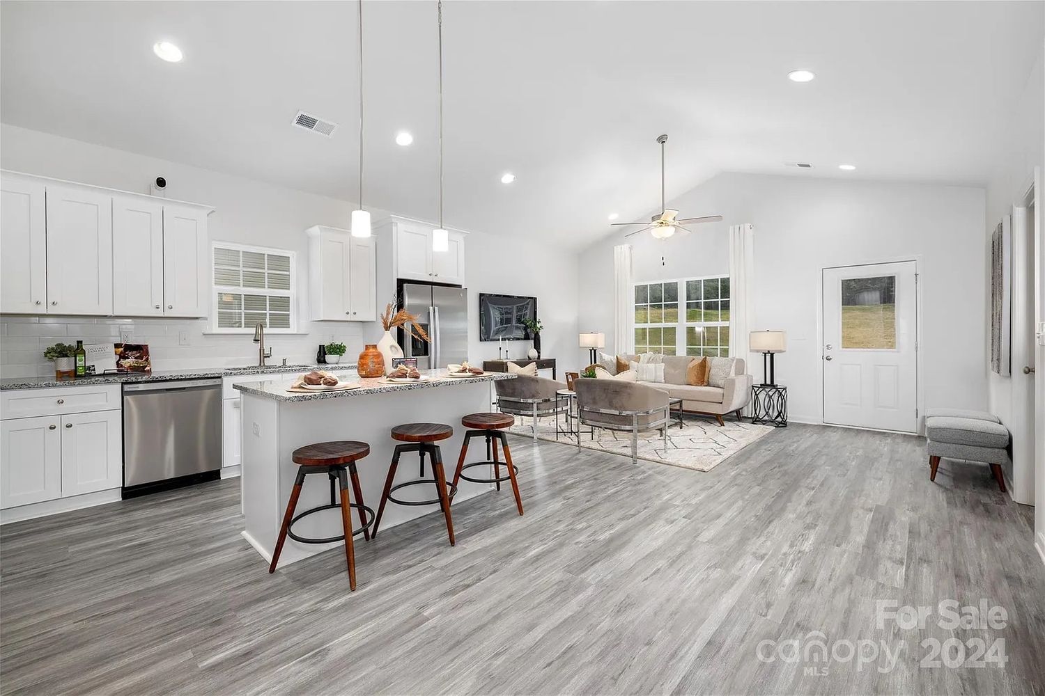Oakwood Rd, Charlotte NC 28269 on Alcove