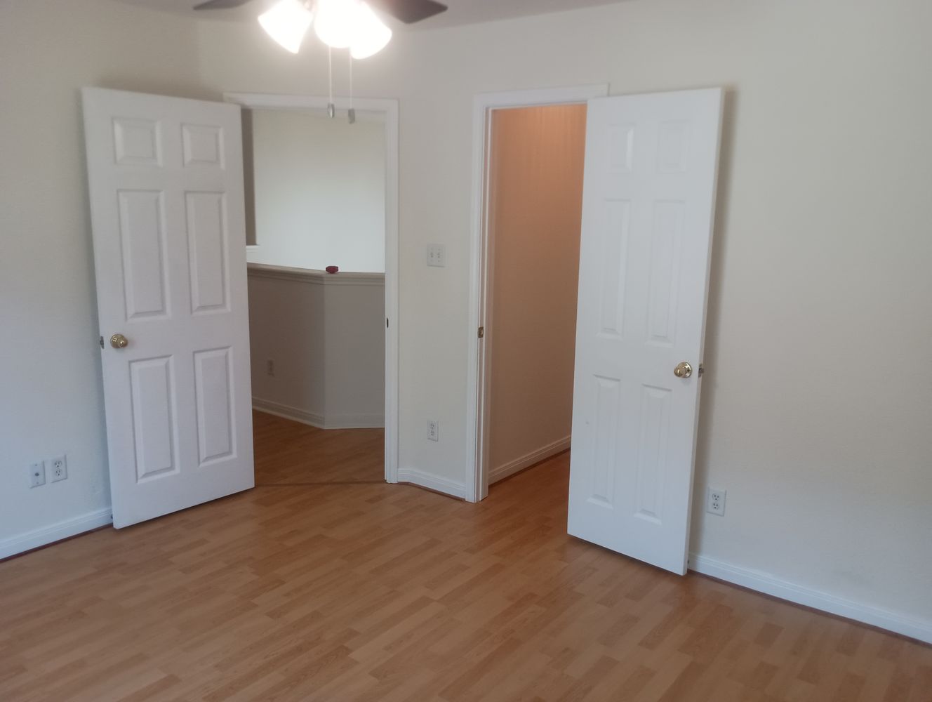 Co-living rooms at Walter Raleigh, San Antonio TX 78239 on Alcove