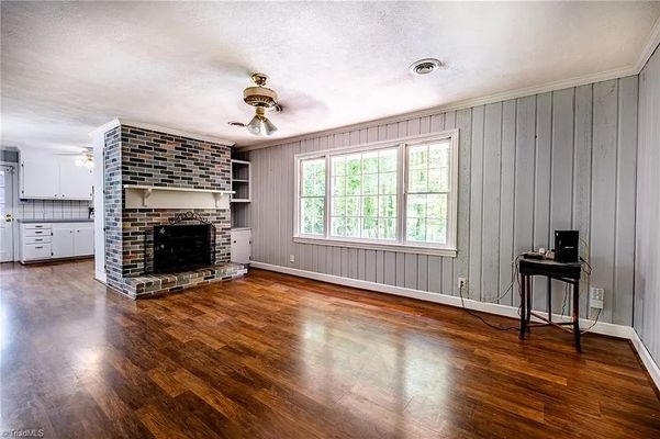 Kinnamon Rd listing photo