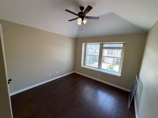 Oceanside Dr listing photo