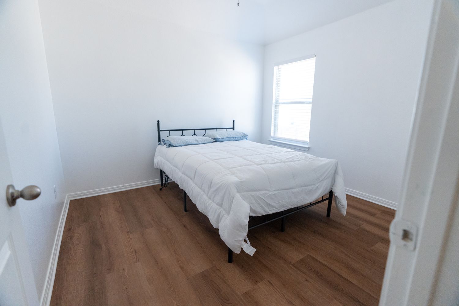 Co-living rooms at Red Bud Ridge Ln, Austin TX 78744 on Alcove
