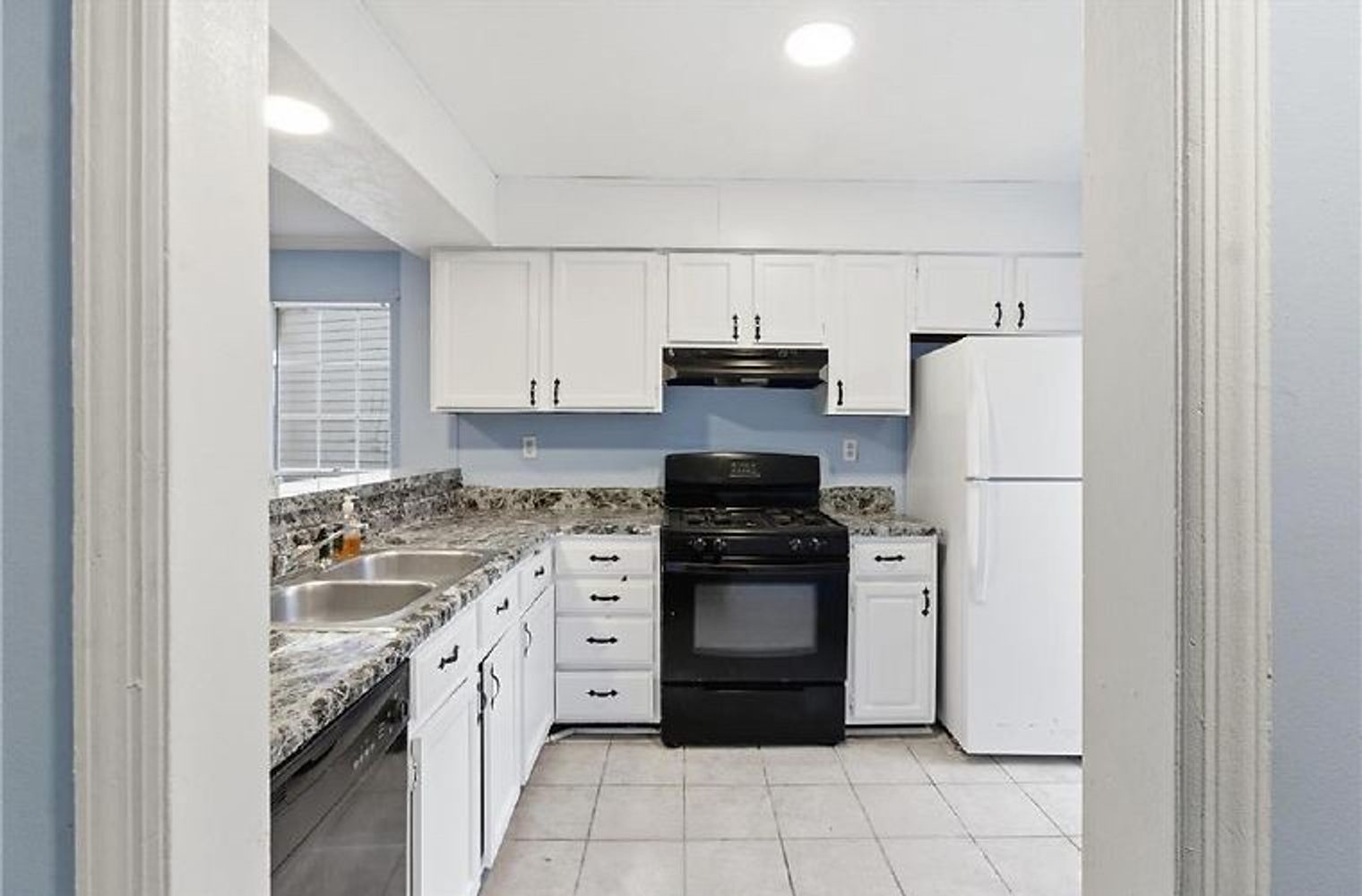 Glynn Oaks Dr, Clarkston 30021 on Alcove