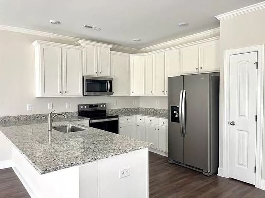 Thalweg Dr, Raleigh, NC listing photo
