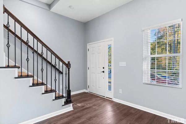 Pineland Cir, Raleigh, NC listing photo