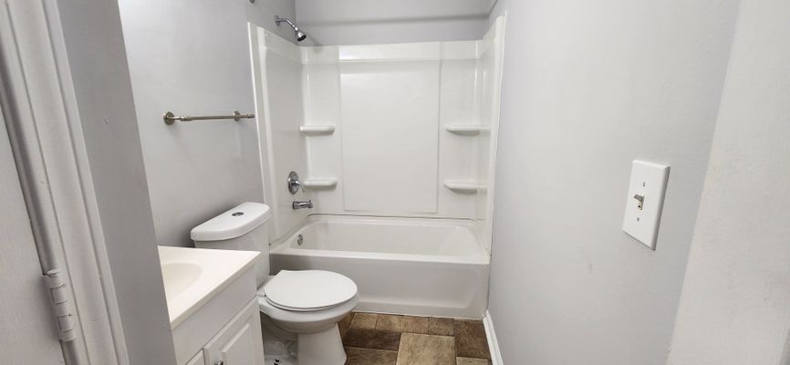 8th St listing photo
