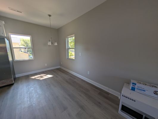 Hart St listing photo