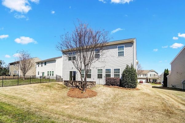 Green Birch Dr listing photo