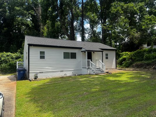 Lisbon Dr Sw listing photo