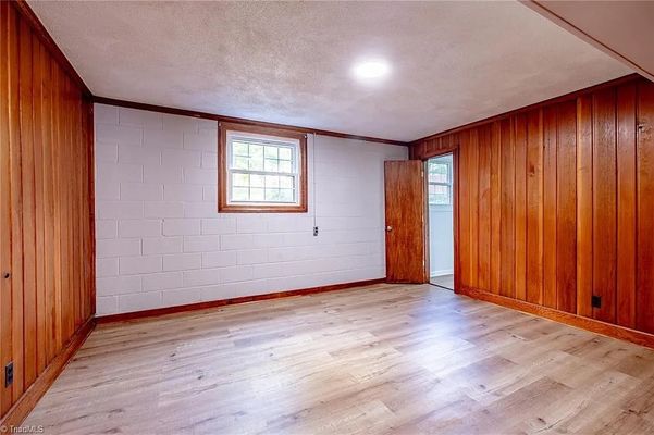 Kinnamon Rd listing photo