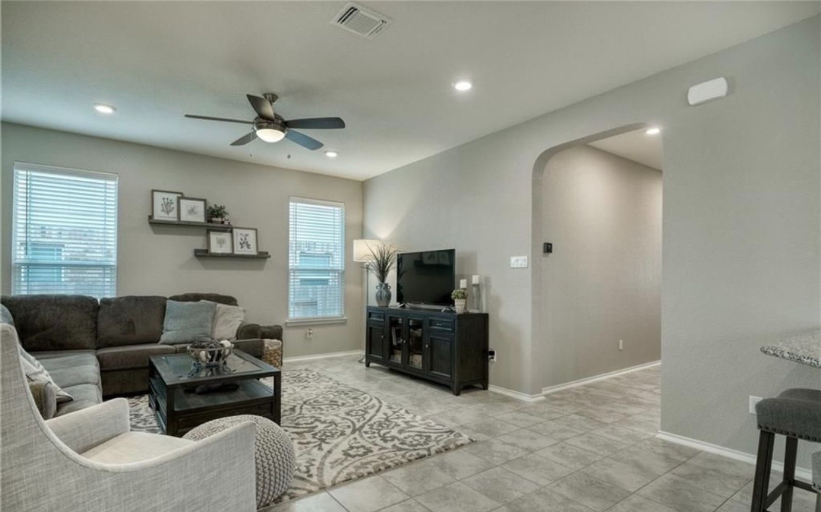 Muenster Dr, Hutto TX 78634 on Alcove