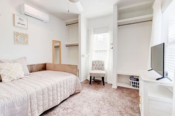 Bowen Ave Se listing photo