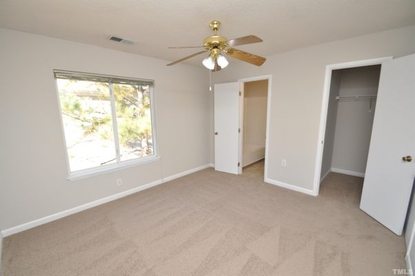 Crab Orchard Dr, Raleigh, NC listing photo