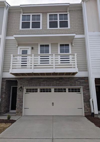 Diamond Dove Ln, Apex, NC listing photo