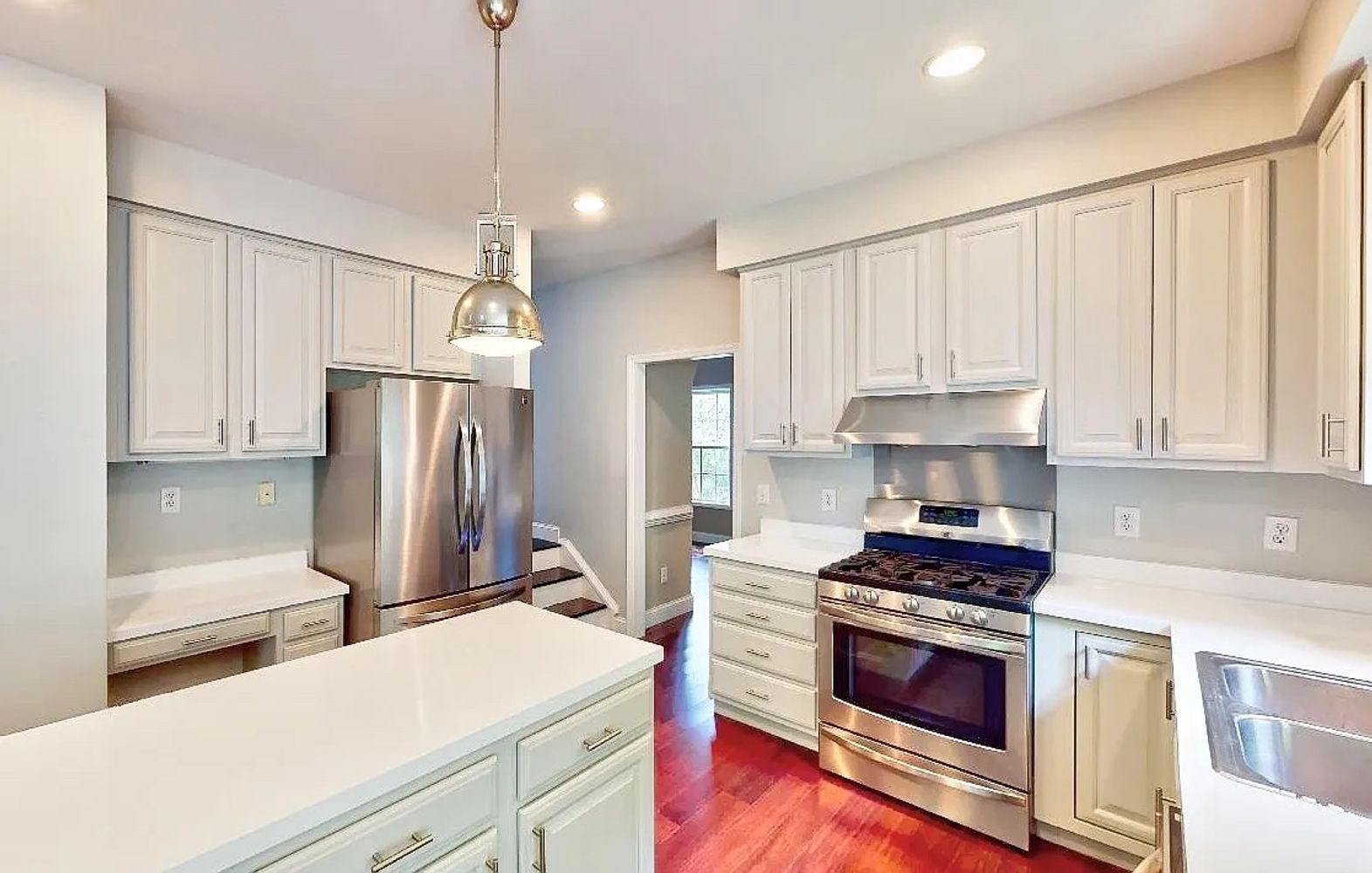 New Parkside Dr, Chapel Hill NC 27516 on Alcove