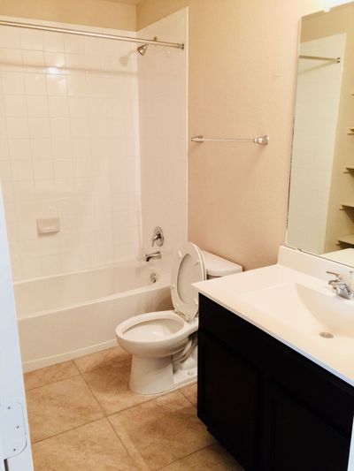 Bettylou Ln listing photo