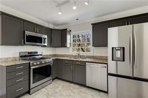 Jernigan Dr Se, Atlanta, GA listing photo