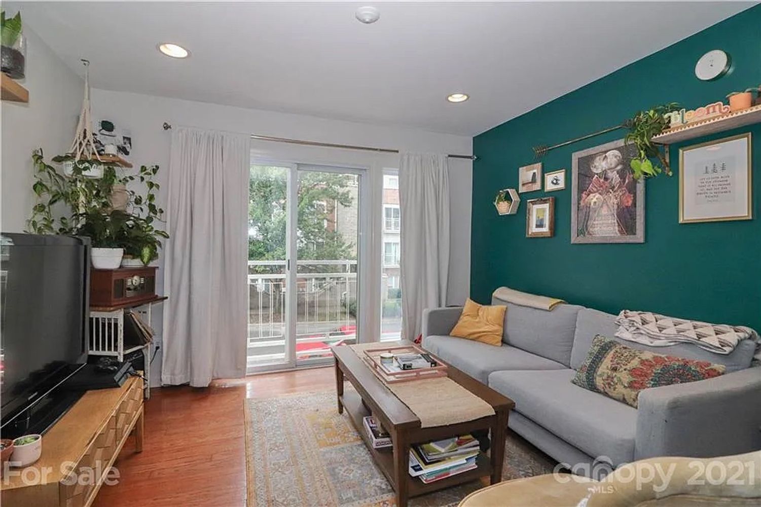 Donatello Avenue, Charlotte NC 28205 on Alcove