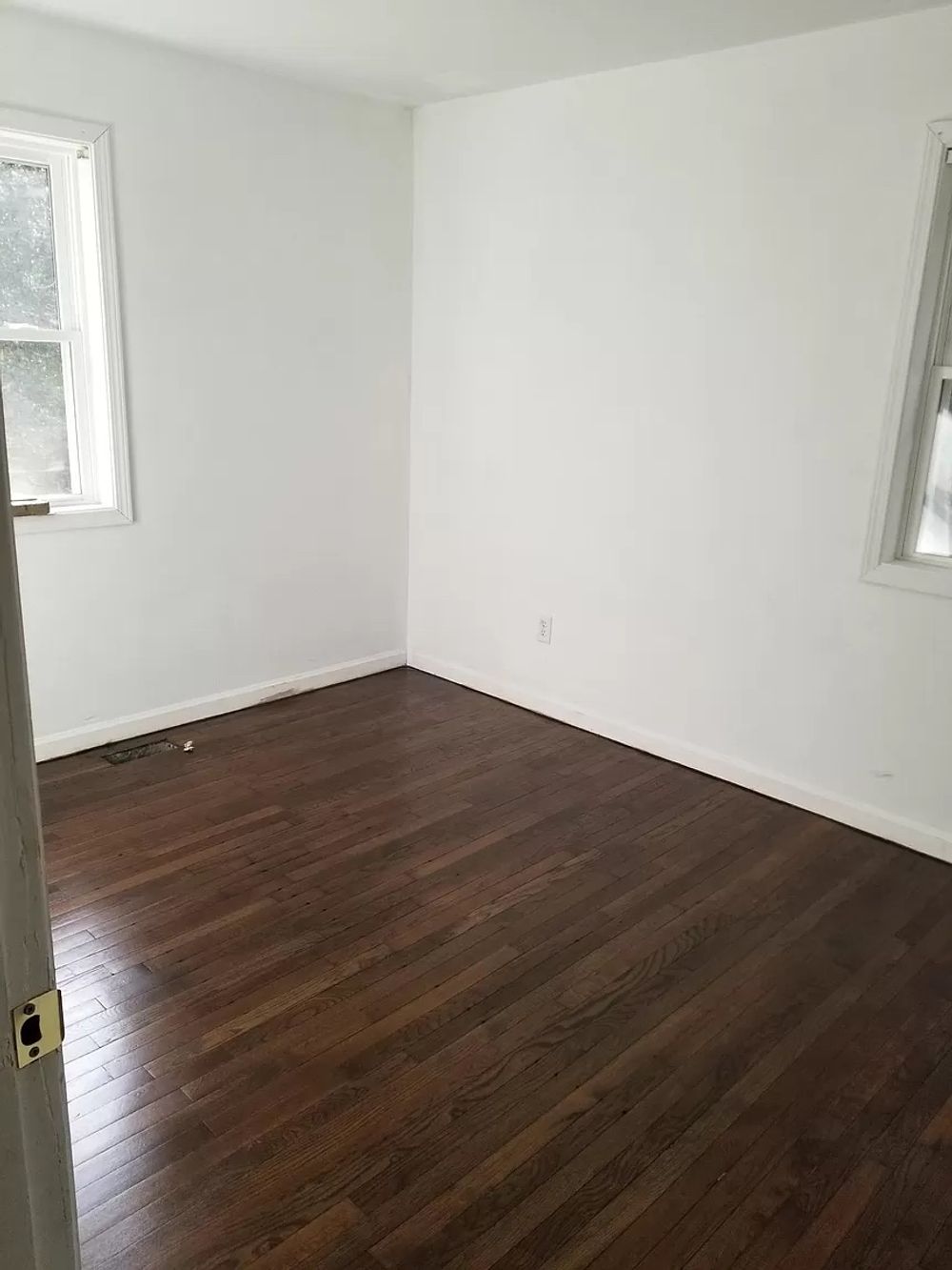 N Sharon Amity Rd, Charlotte NC 28205 on Alcove