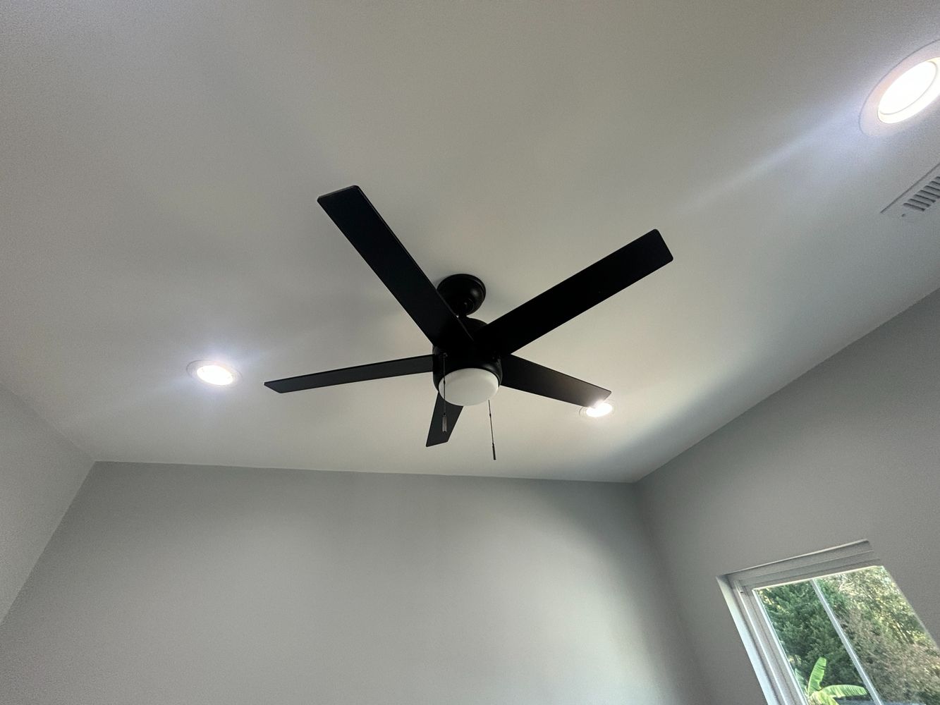 Co-living rooms at Booker Ave, Durham NC 27713 on Alcove