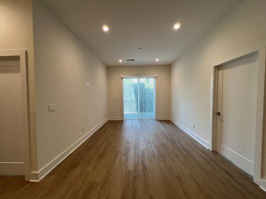 Custer Ave Se listing photo
