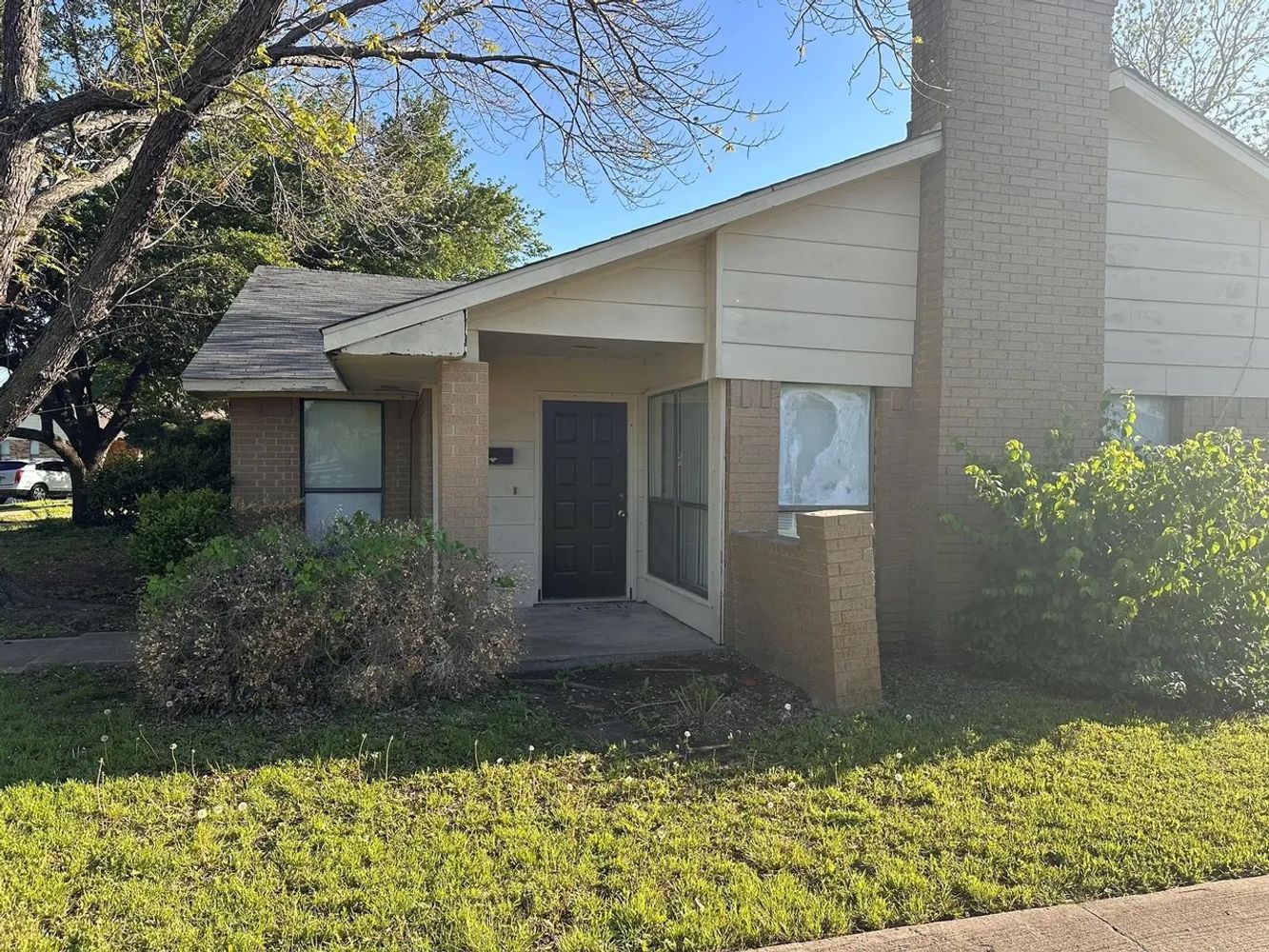 Santa Anna Dr, Garland TX 75042 on Alcove
