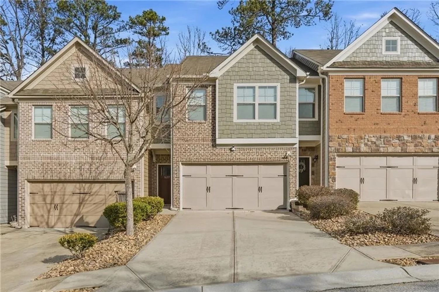 Paxton Dr SW, Lilburn GA 30047 on Alcove