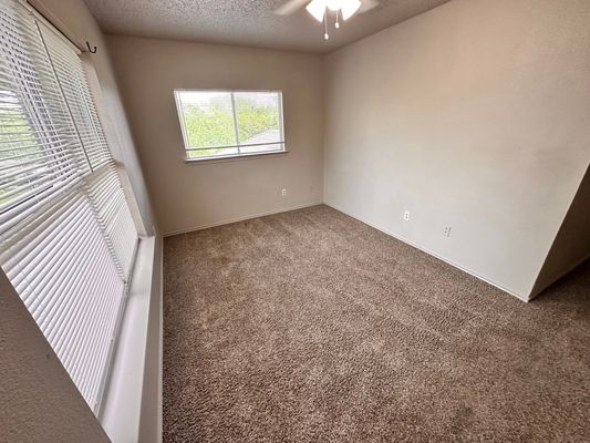 Heyerdahl Dr listing photo
