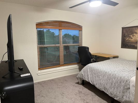 Bandera St listing photo