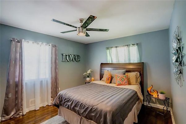Browns Mill Rd Se listing photo