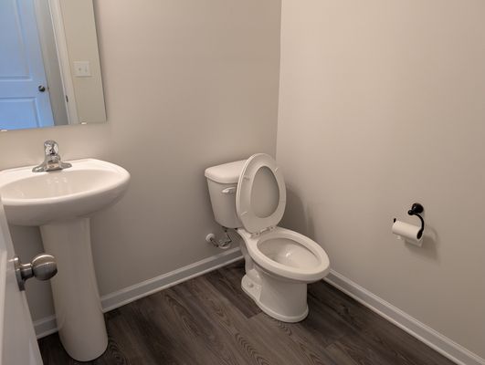 Eastcott Ave listing photo