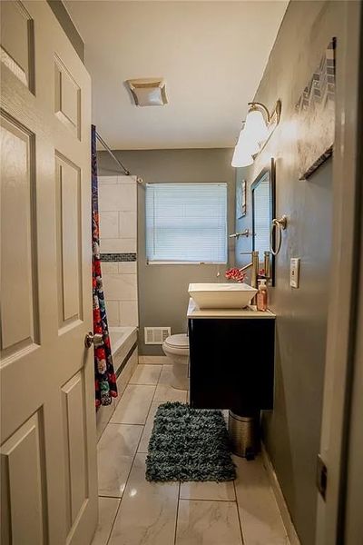 Browns Mill Rd Se listing photo