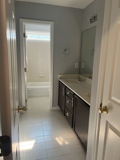 Abby Knoll Dr listing photo