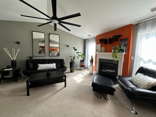 Sunburst Ln listing photo
