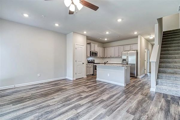 Bayrose Cir listing photo