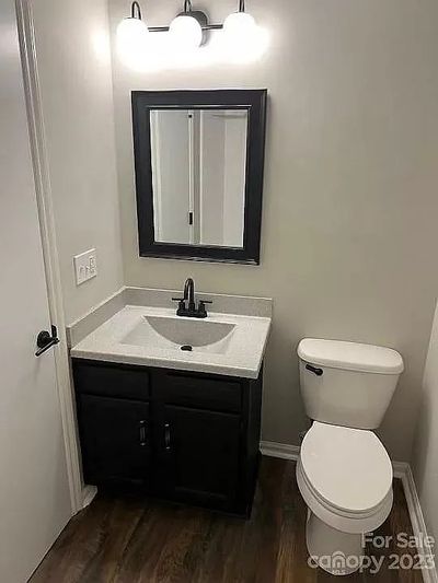Meadow Rose Ln, Charlotte, NC listing photo