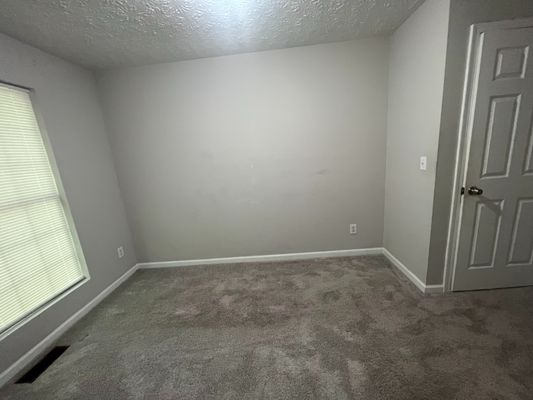 Waldrop Ln listing photo
