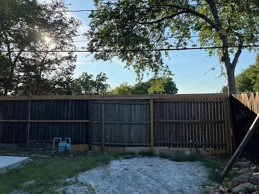 Salerno Dr listing photo