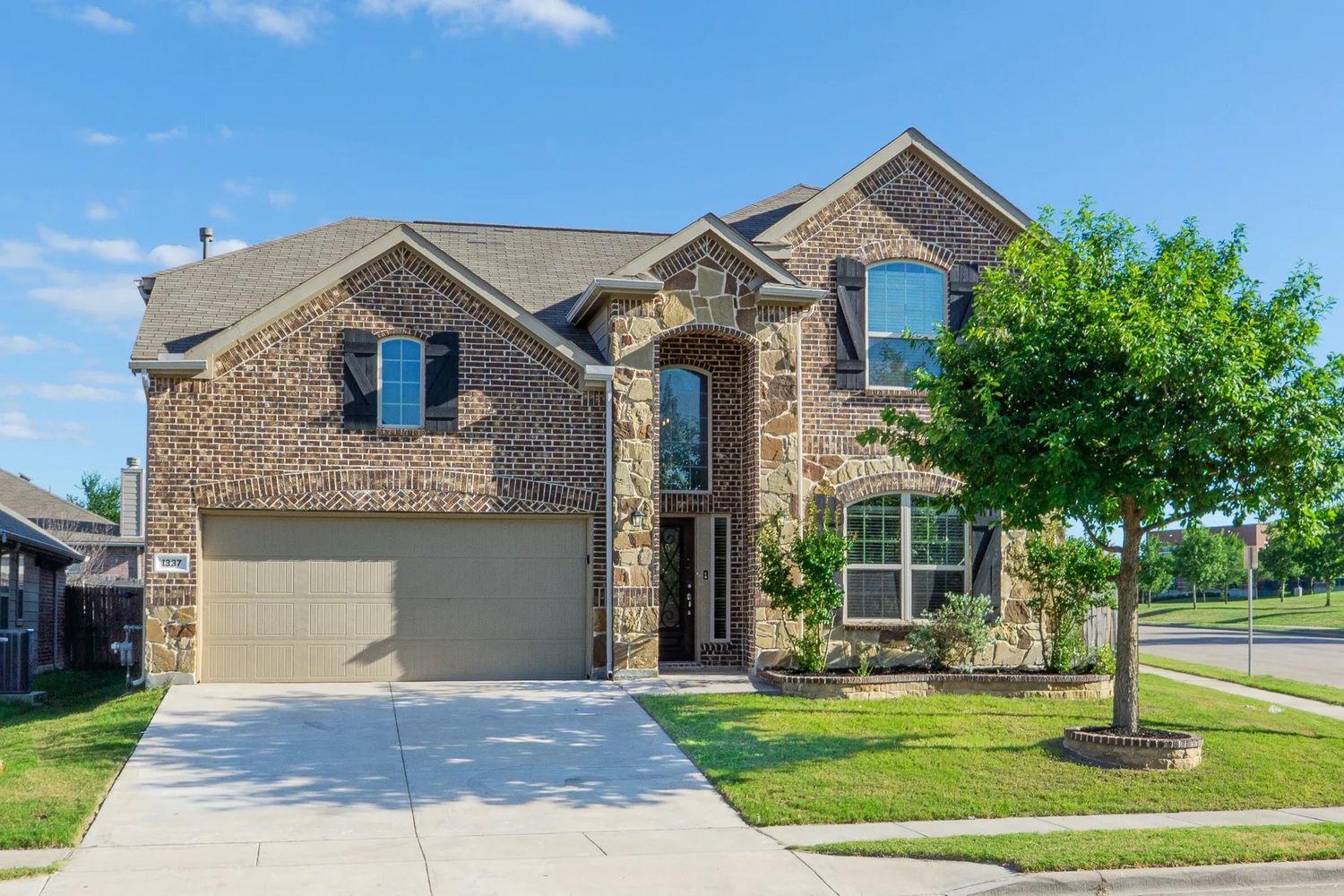Zanna Grace Way, Haslet TX 76052 on Alcove