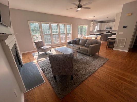 Abby Knoll Dr listing photo