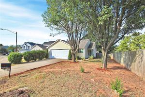 Tom Hunter Rd, Charlotte NC 28213 on Alcove