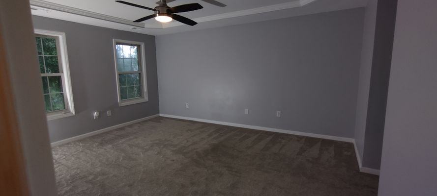 Abby Knoll Dr listing photo