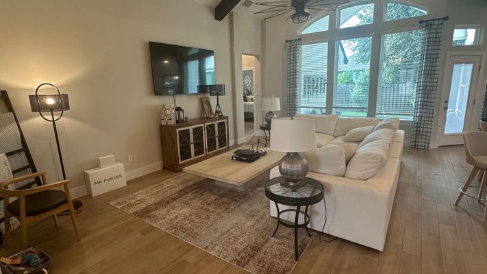 Craven Hill Ln listing photo