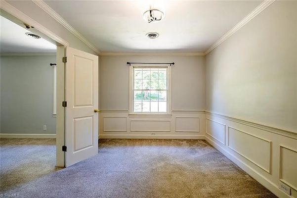 Kinnamon Rd listing photo