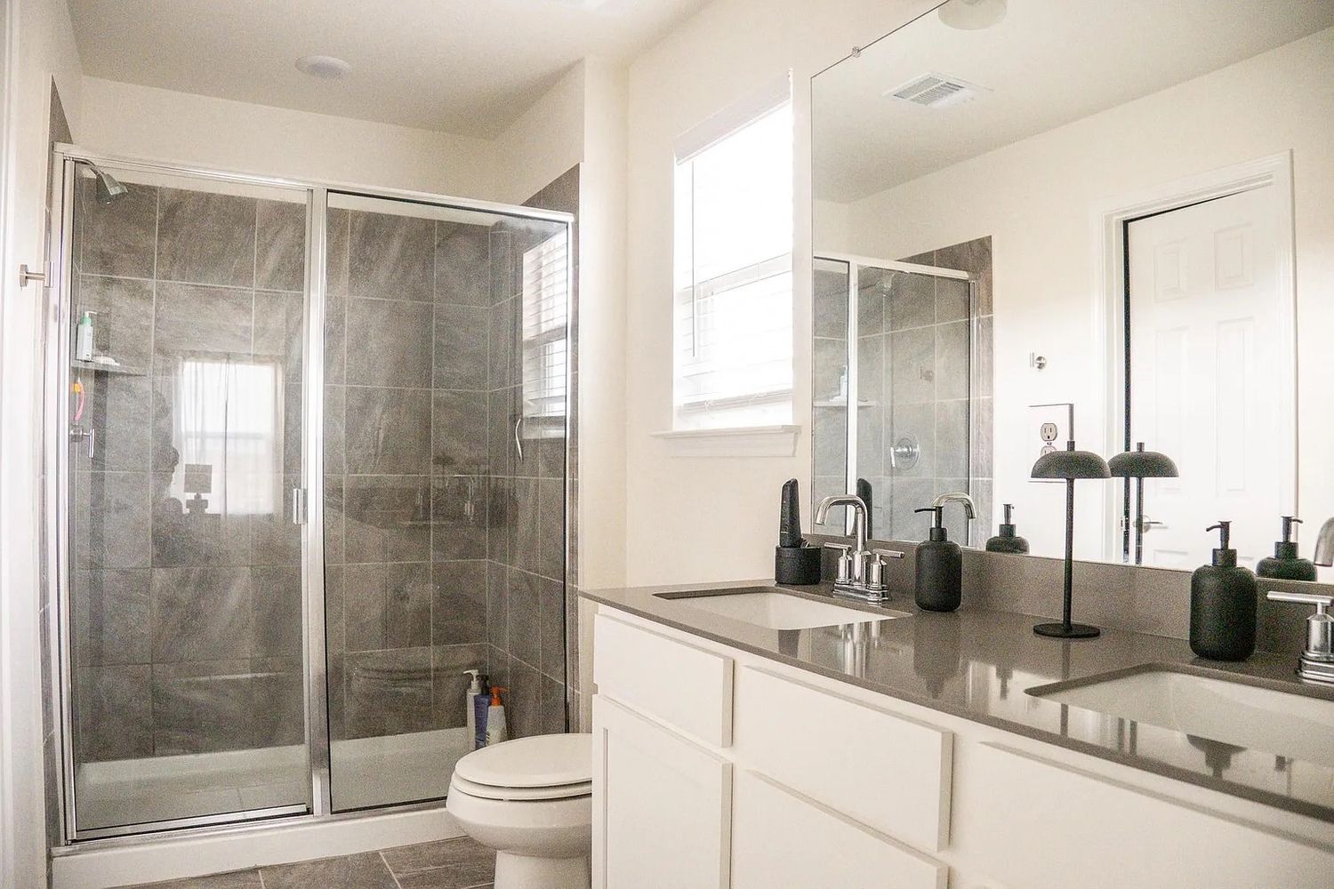 Conestoga Wagon Way, Del Valle TX 78617 on Alcove