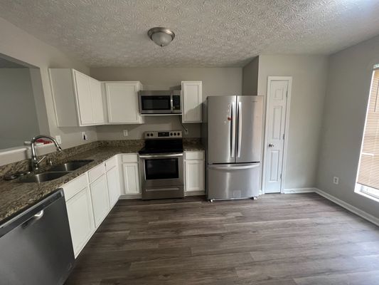Waldrop Ln listing photo