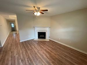 Pointe N Dr, Cartersville GA 30120 on Alcove